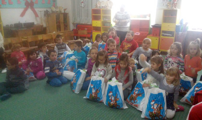 Télapó a szenttamási óvodákban 2016. december képek